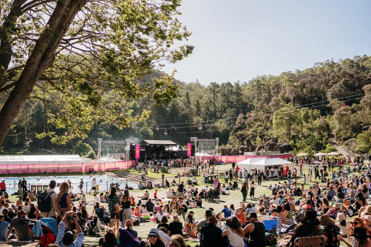 Festivals & Events (145)