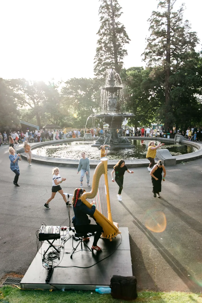 Festivals & Events (21)