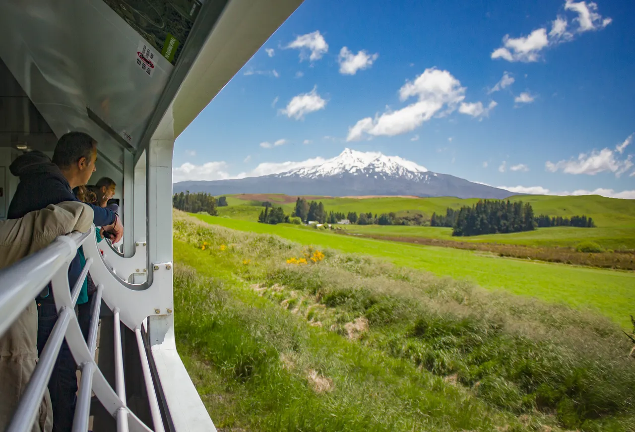 Summer erupts at Ruapehu