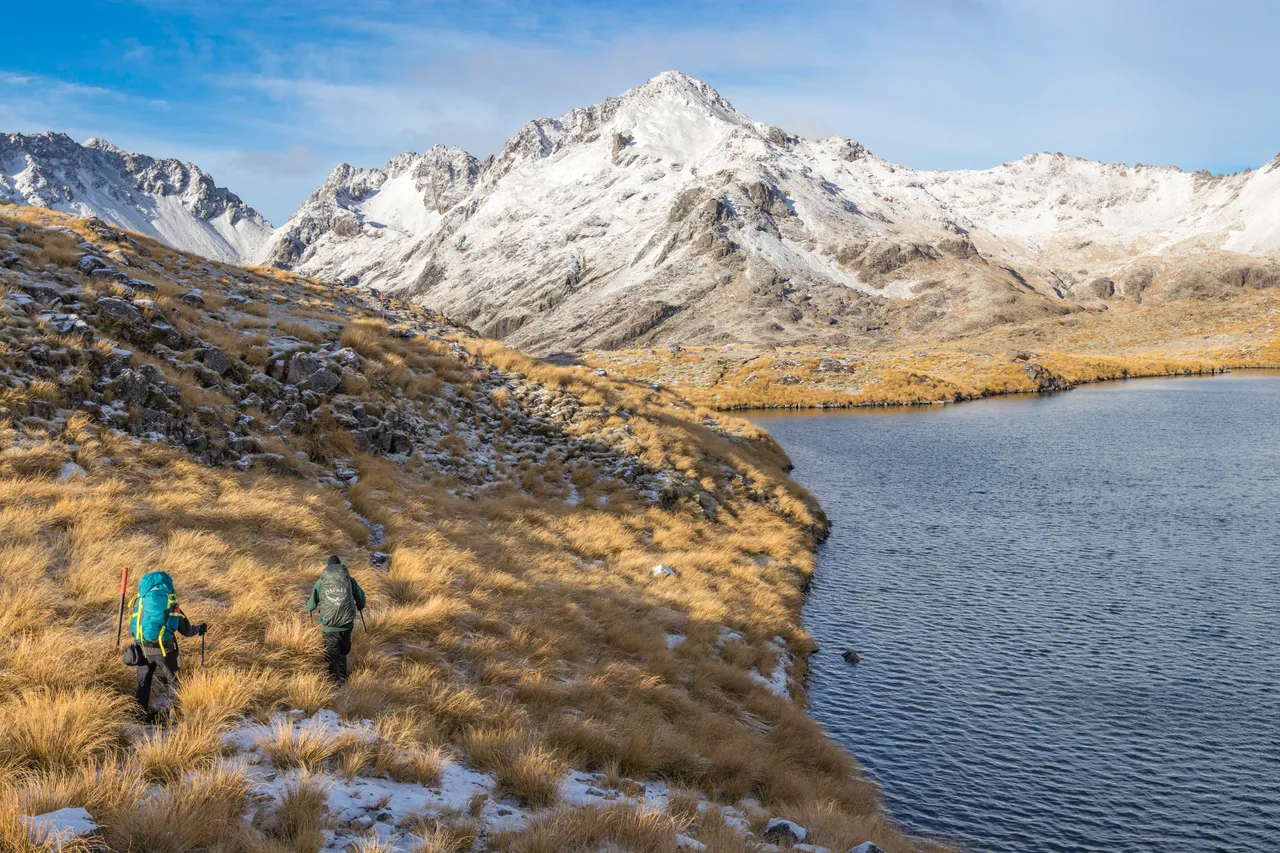 Hikers at Lake Angelus in Nelson Lakes National Park - credit www.nelsontasman.nz