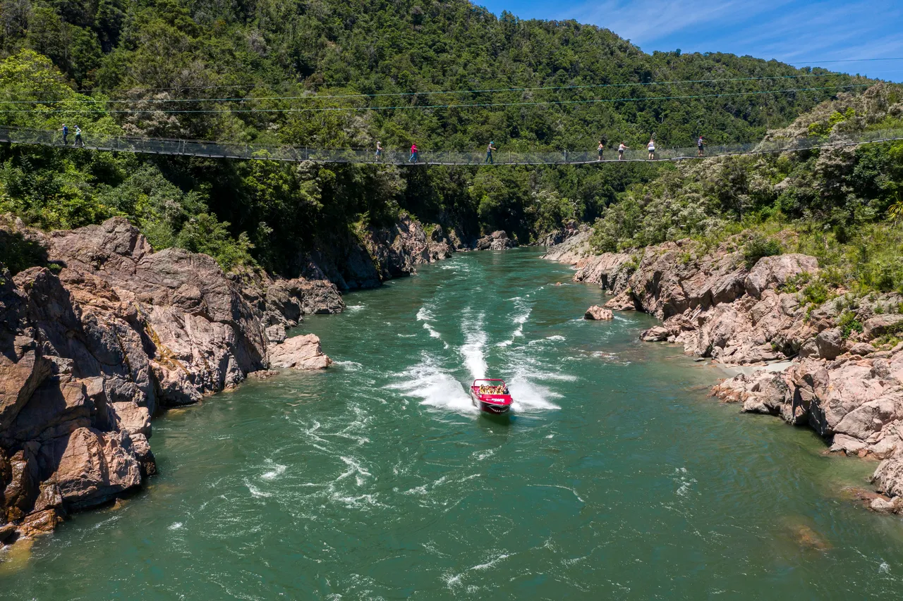 Buller Swingbridge and Jetboat