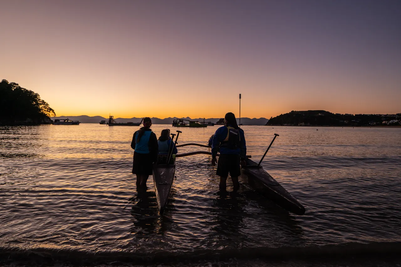 Sunrise Waka Trip