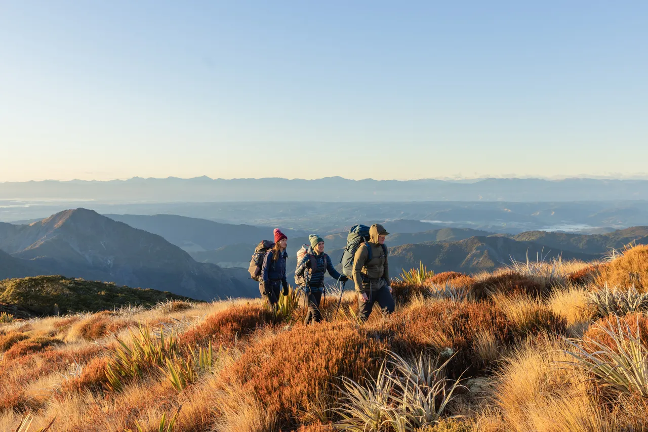 Hiking Tuau Wharepapa (Mt Arthur) by Aimee Jules credit NelsonTasmanNZ (52)