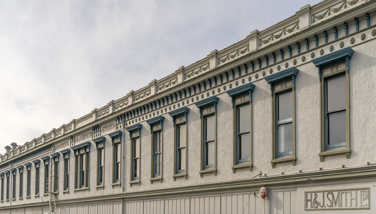 H & J Smiths Building