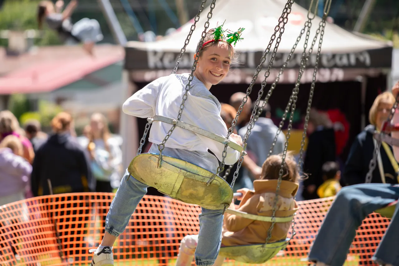 Christmas Carnival & Santa Parade 2023