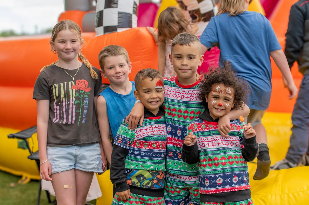 Christmas Carnival & Santa Parade 2023