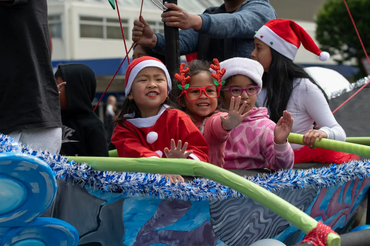 Christmas Carnival & Santa Parade 2023