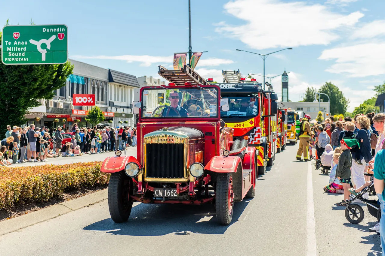 Christmas Carnival & Santa Parade 2024