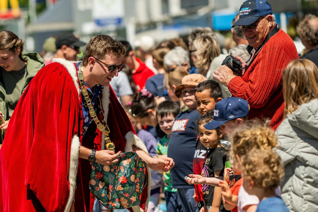 Christmas Carnival & Santa Parade 2024