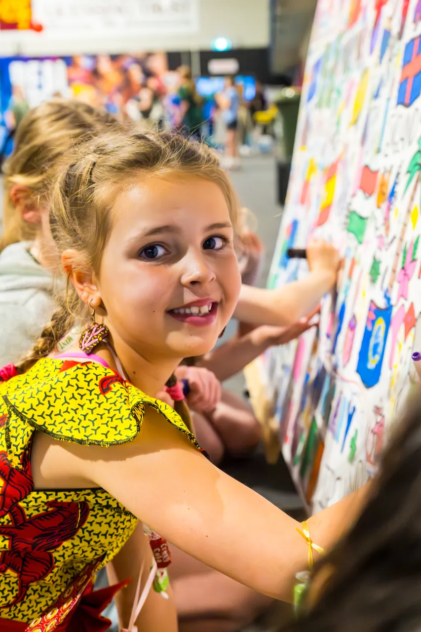 child colours giant mural