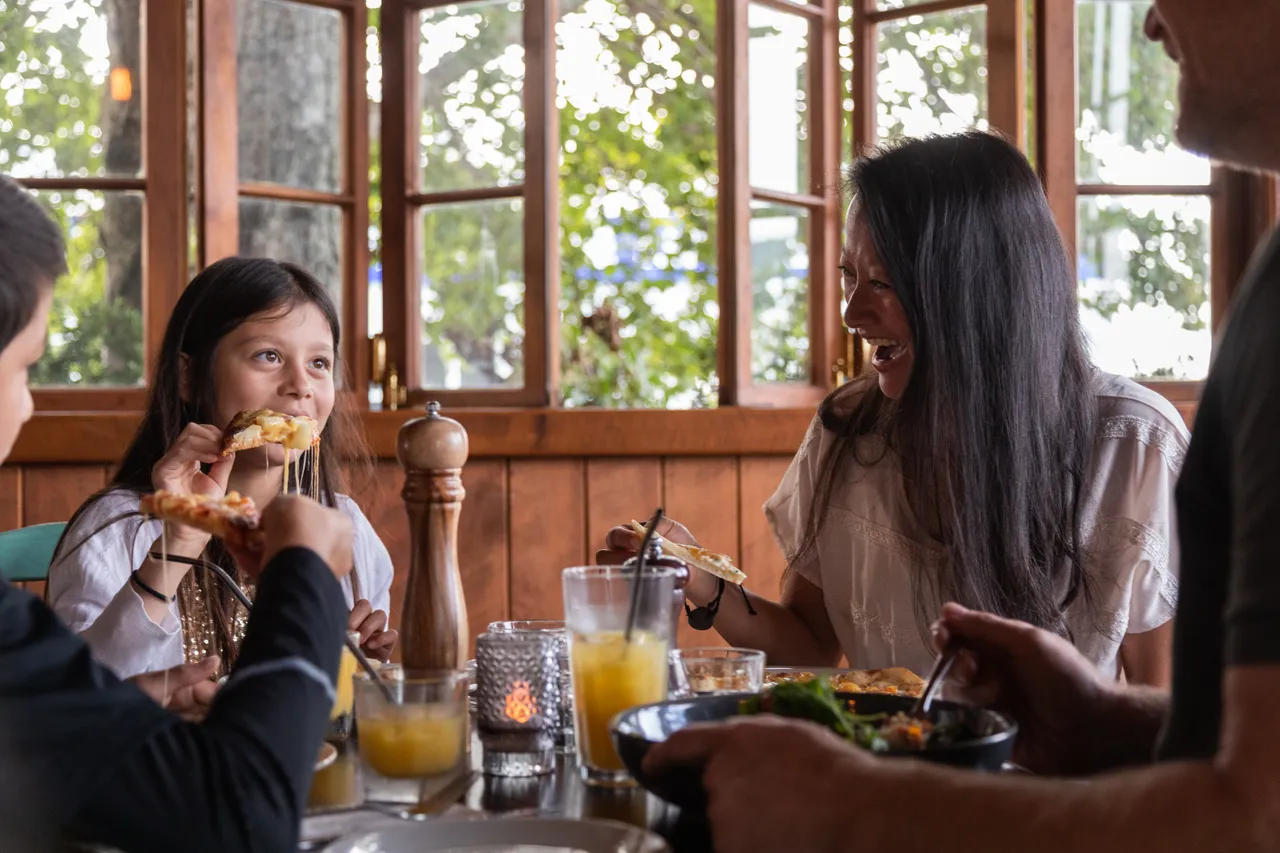 Family enjoying lunch at The Cyprus Tree