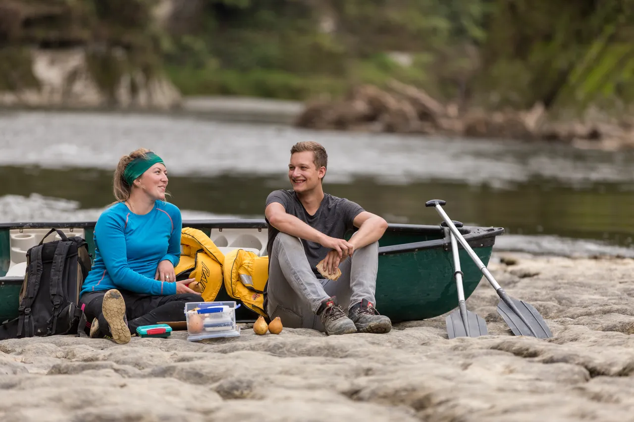 Friends relaxing after canoeing the Whnaganui River