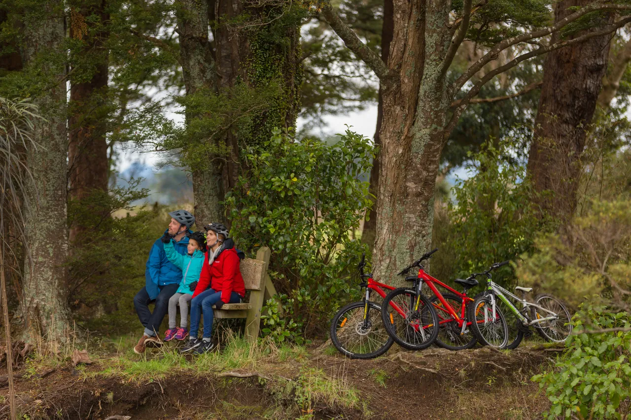 Family Cycling in Ohakune