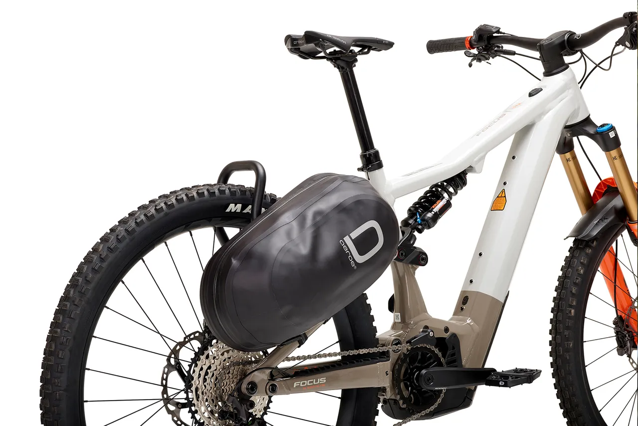 aeroe-BikePack-quicklock-adventure-pod-EMTB