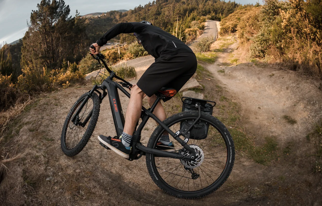 Lifestyle photo - Pannier Rack-45