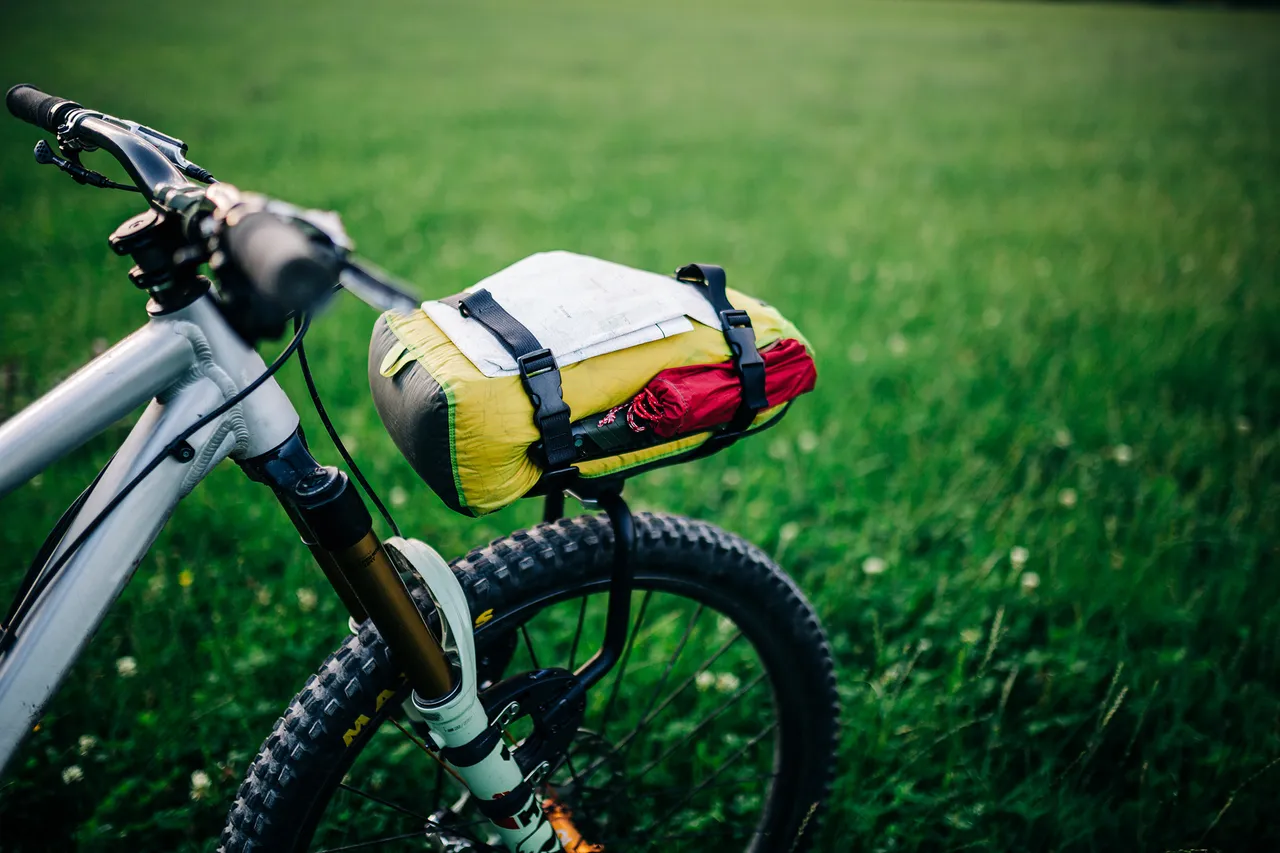 11-Spider-Front-Fork-Rack---MTB-Cradle-Tent - Ecommerce