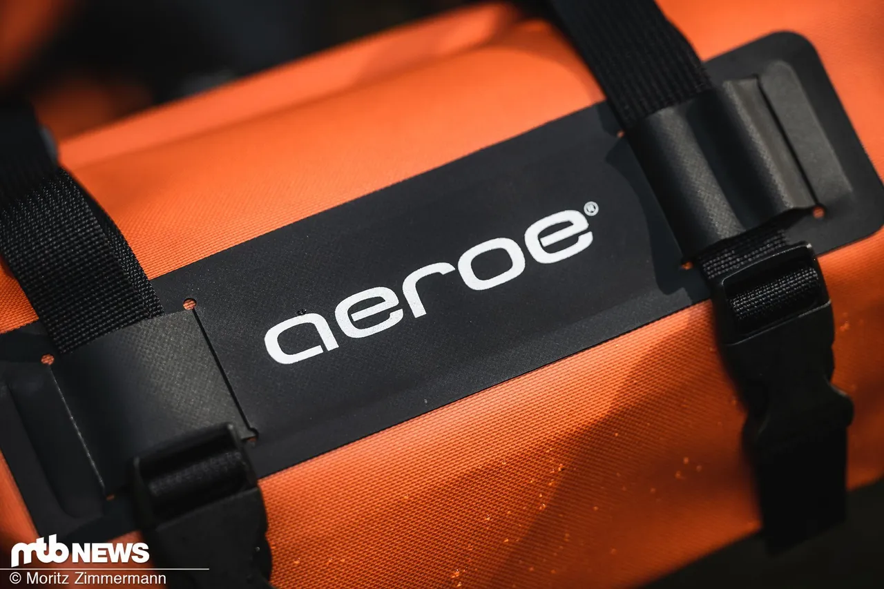 EMTB aeroe bags details