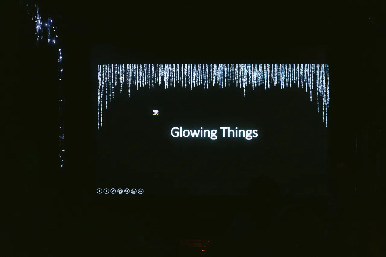 Glow Show at Beaker Street