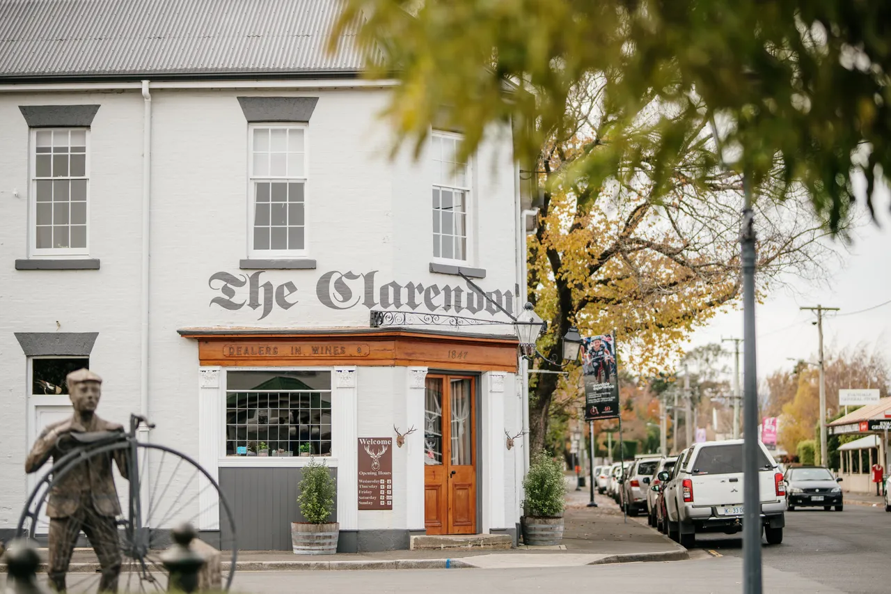 The Clarendon Arms