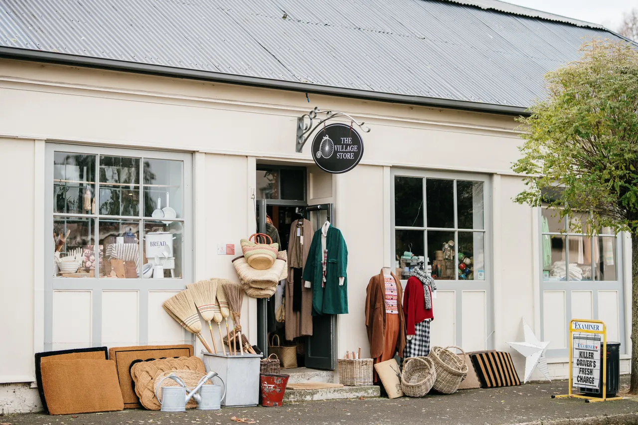 Evandale Village Store