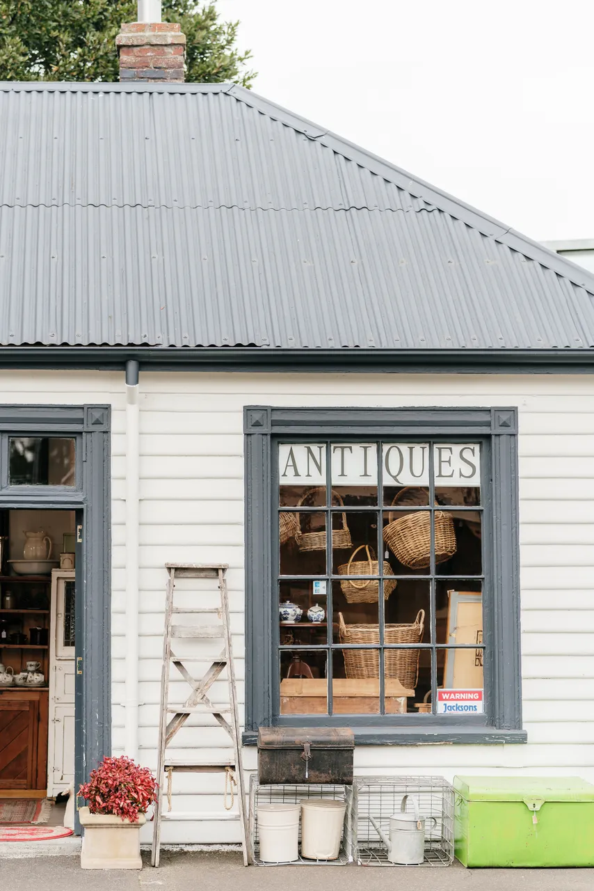 Evandale Antiques