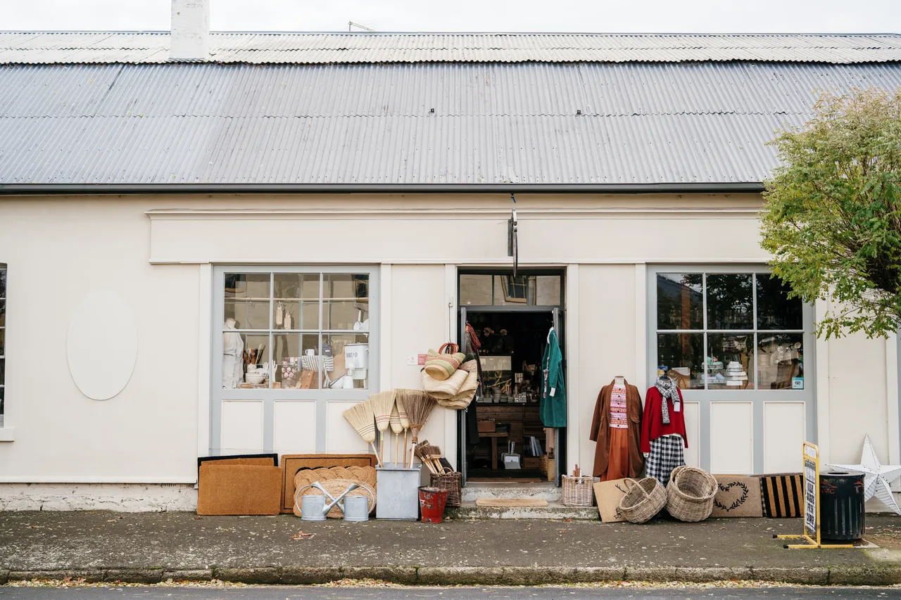 Evandale Village Store