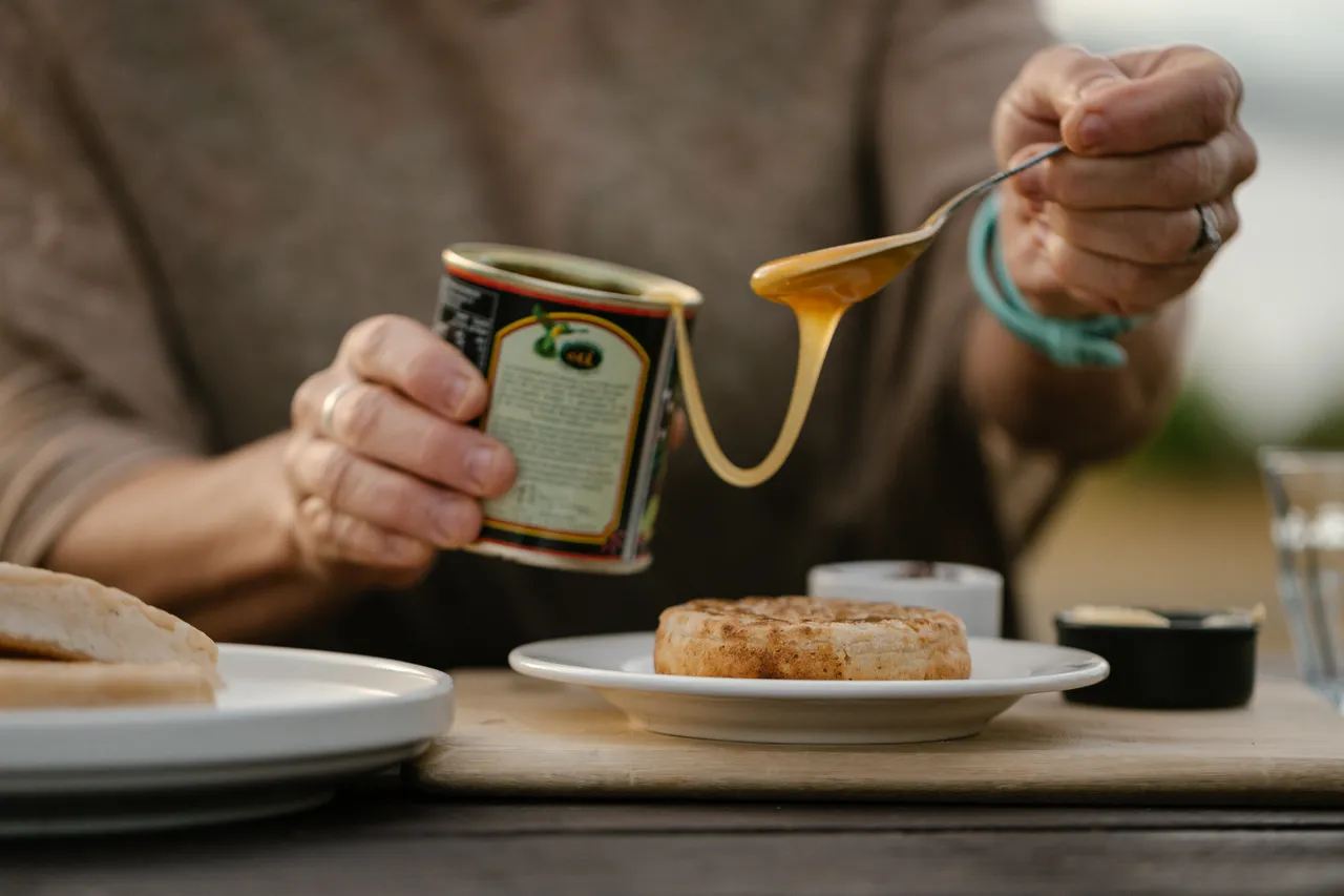 Crumpets with Honey