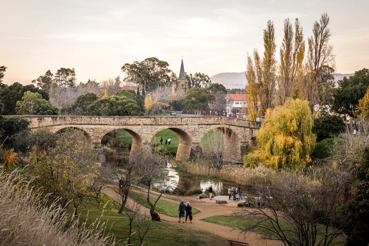 Richmond Bridge in Autumn