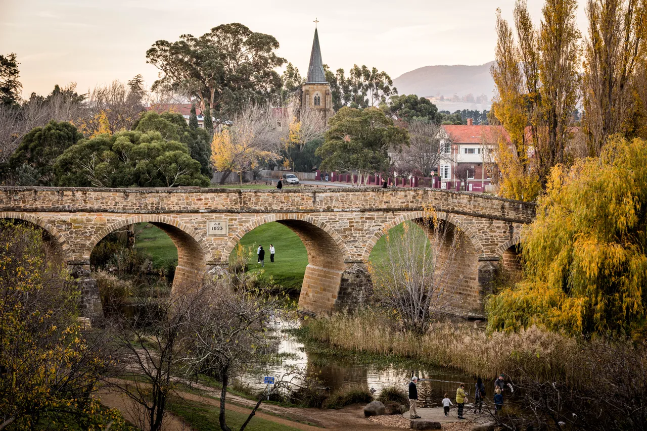 Richmond Bridge in Autumn
