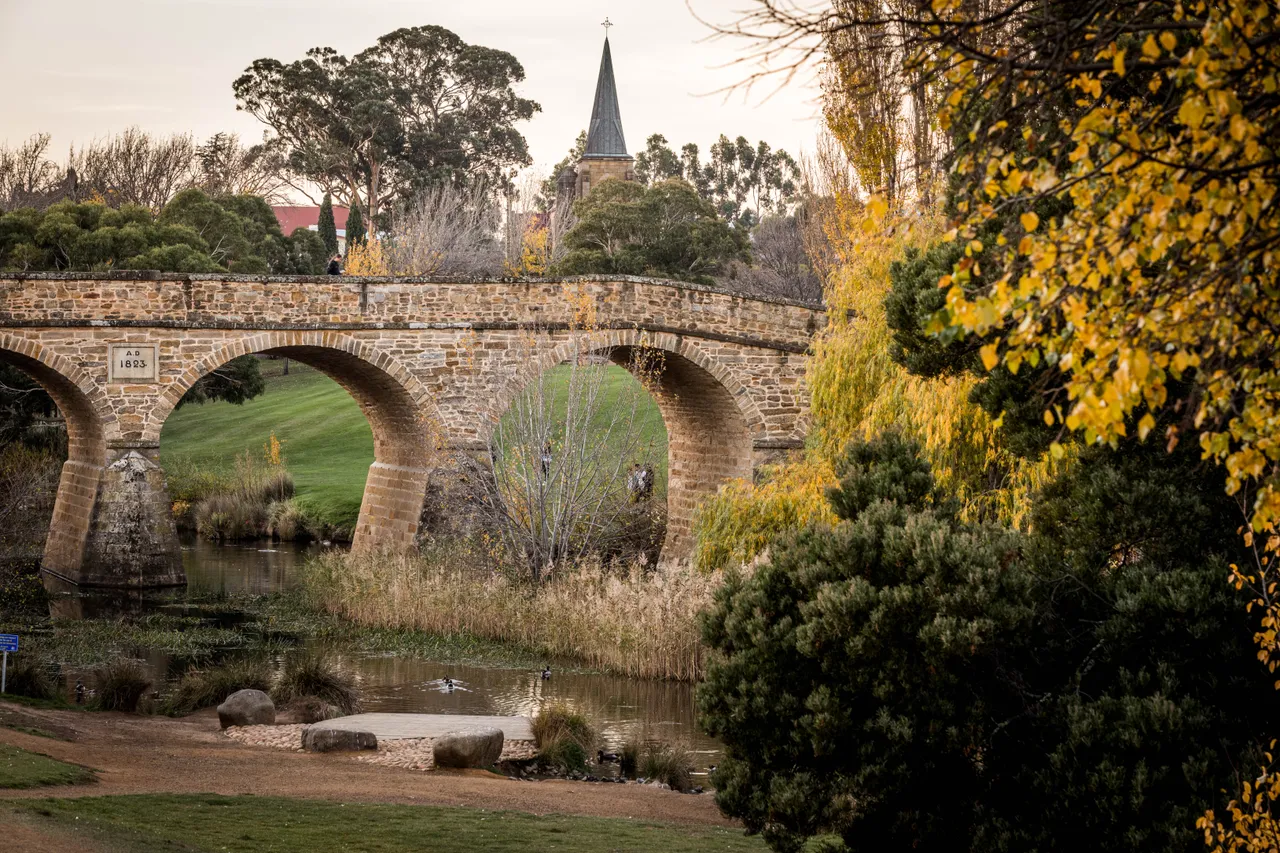 Richmond Bridge in Autumn