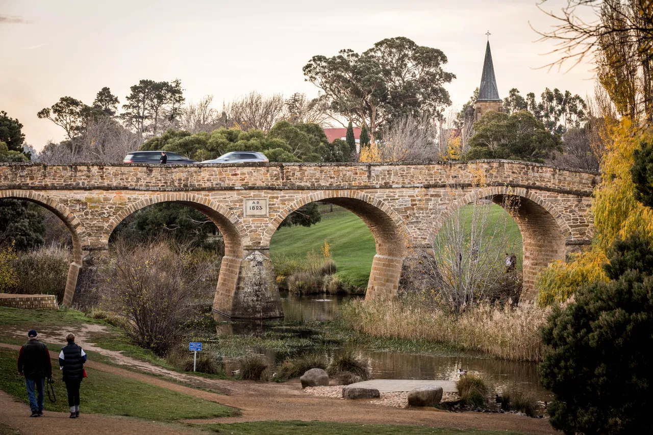 Richmond Bridge in Autumn