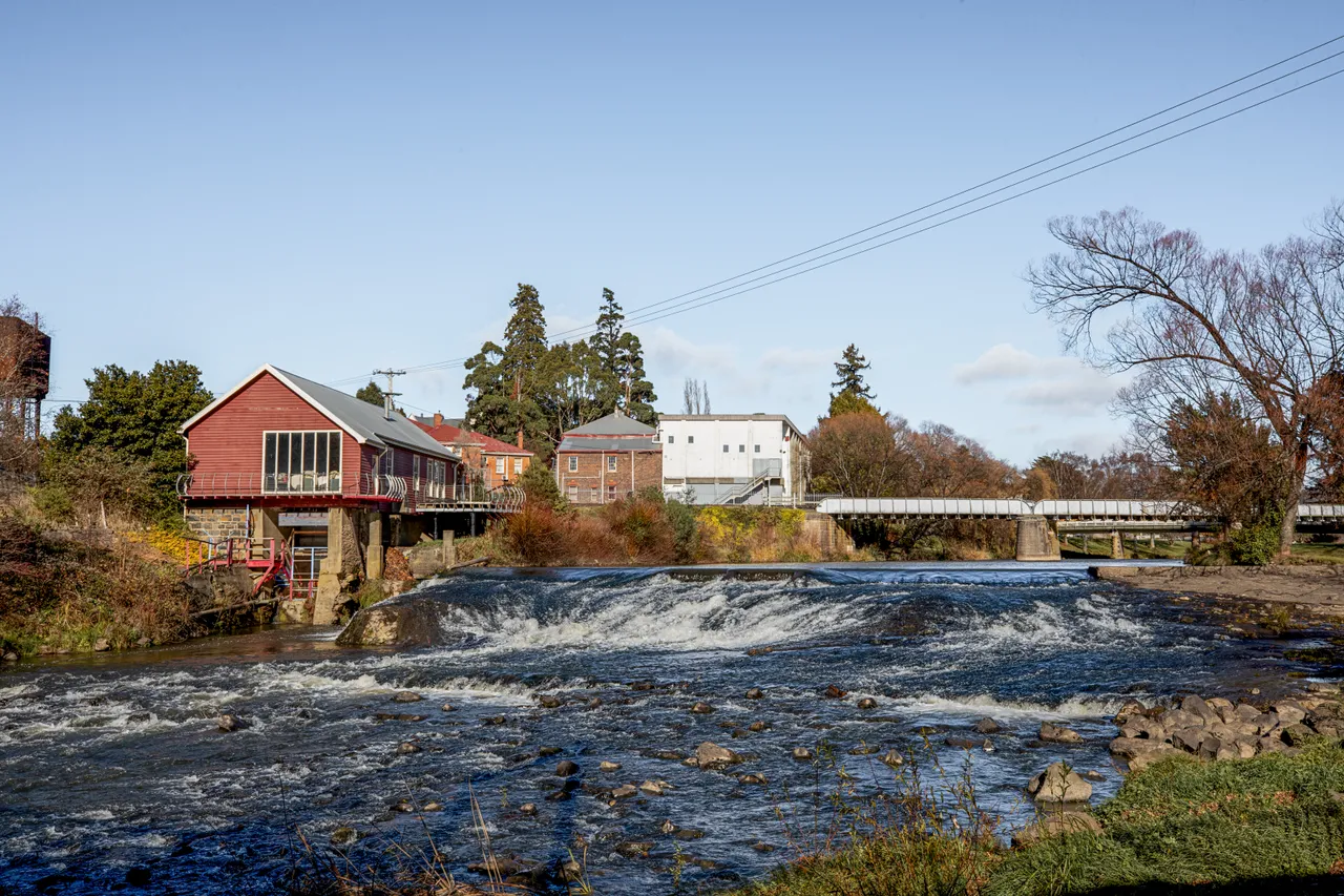 Deloraine in Autumn