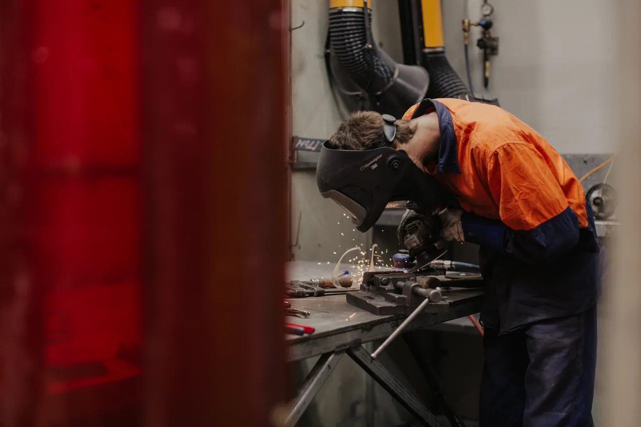 Direct Edge Manufacturing
