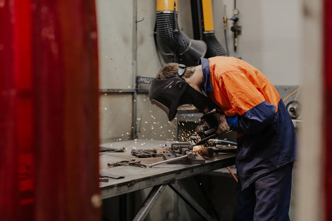 Direct Edge Manufacturing
