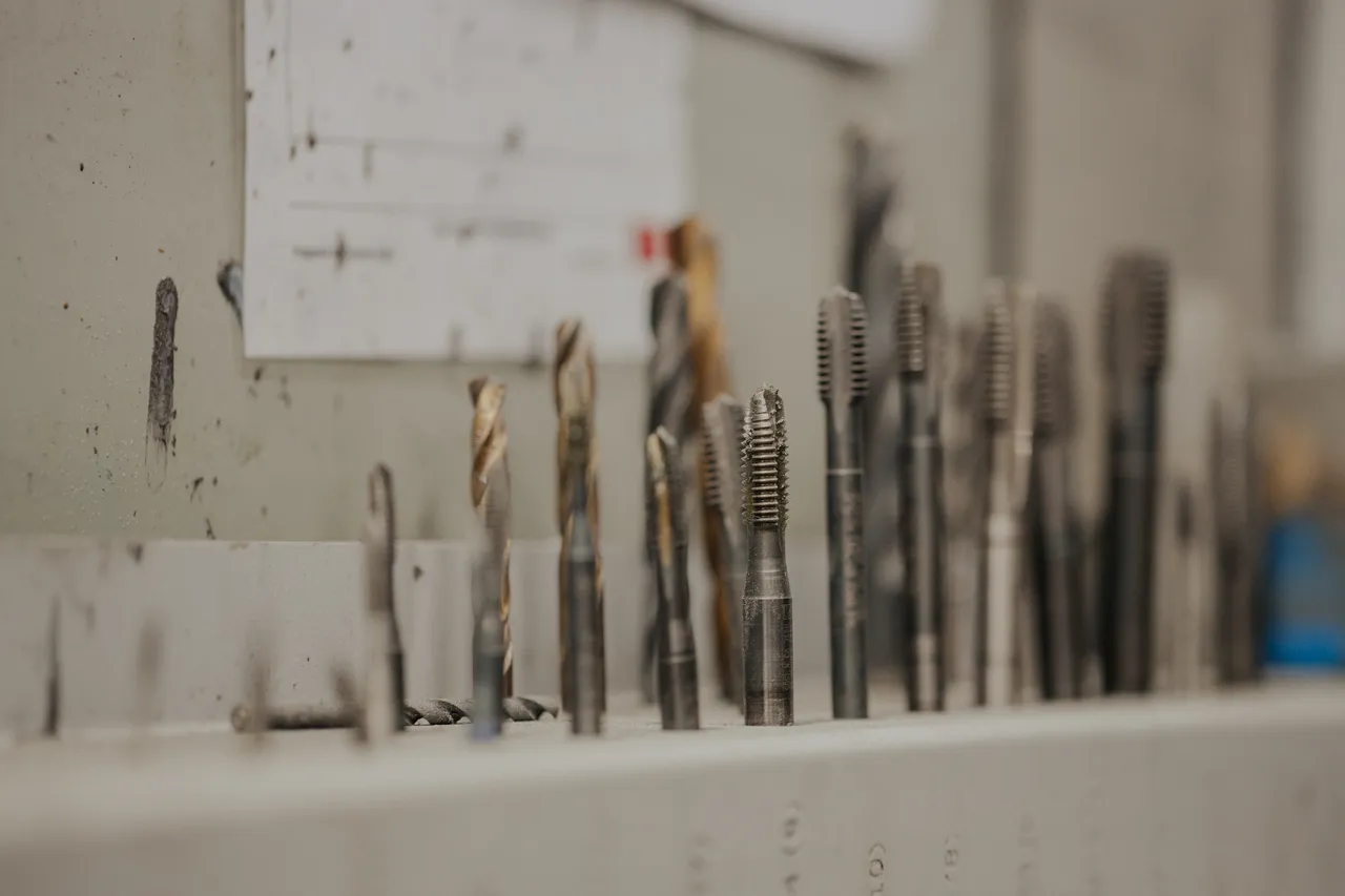 Direct Edge Manufacturing