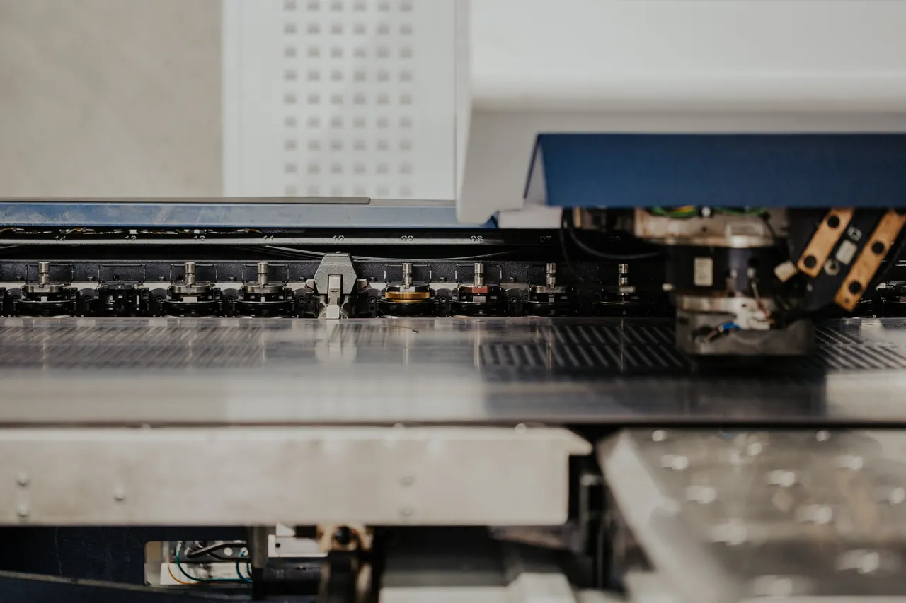 Direct Edge Manufacturing
