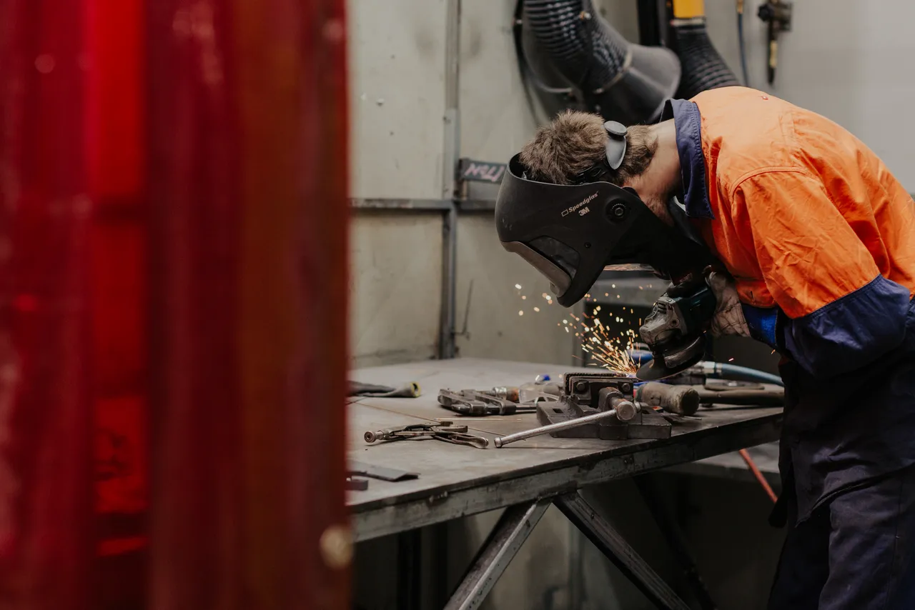 Direct Edge Manufacturing