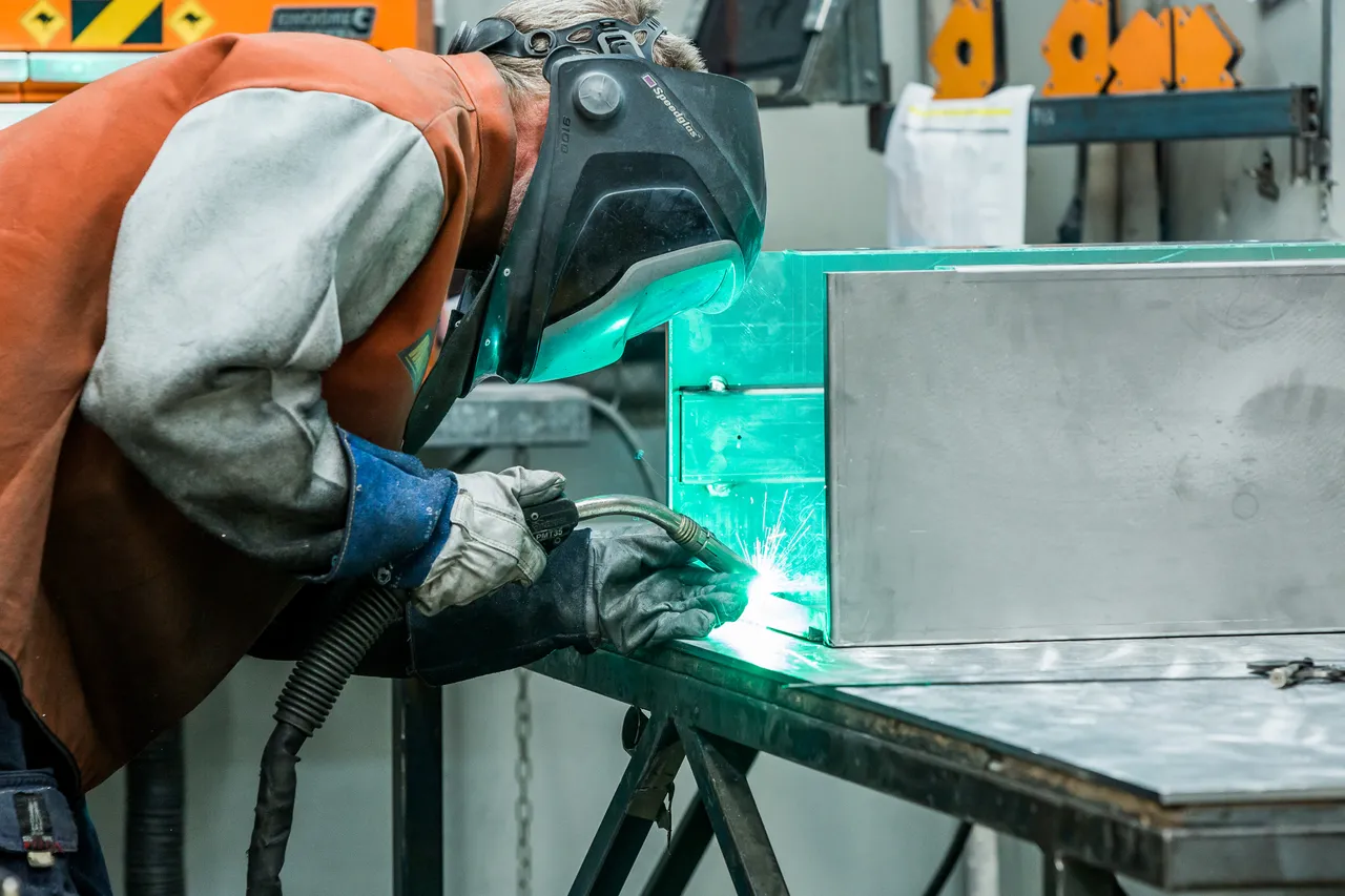 Direct Edge Manufacturing