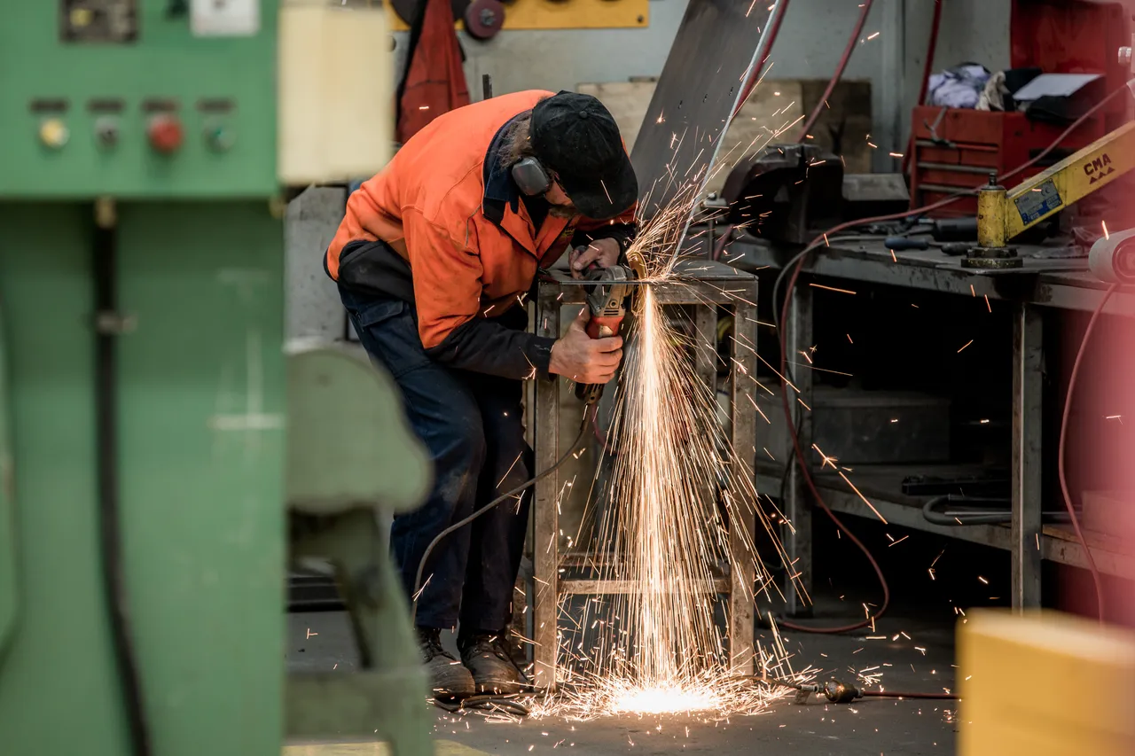 Direct Edge Manufacturing