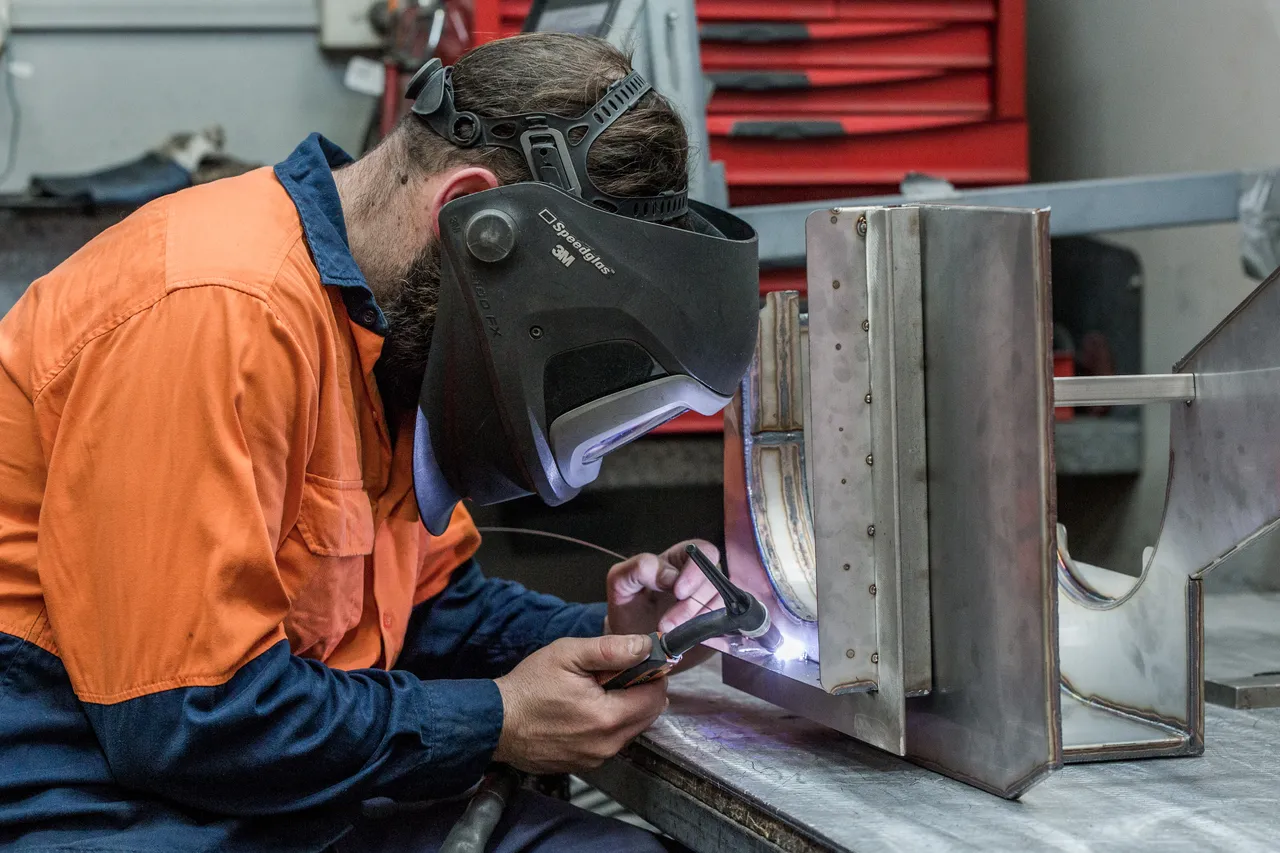 Direct Edge Manufacturing