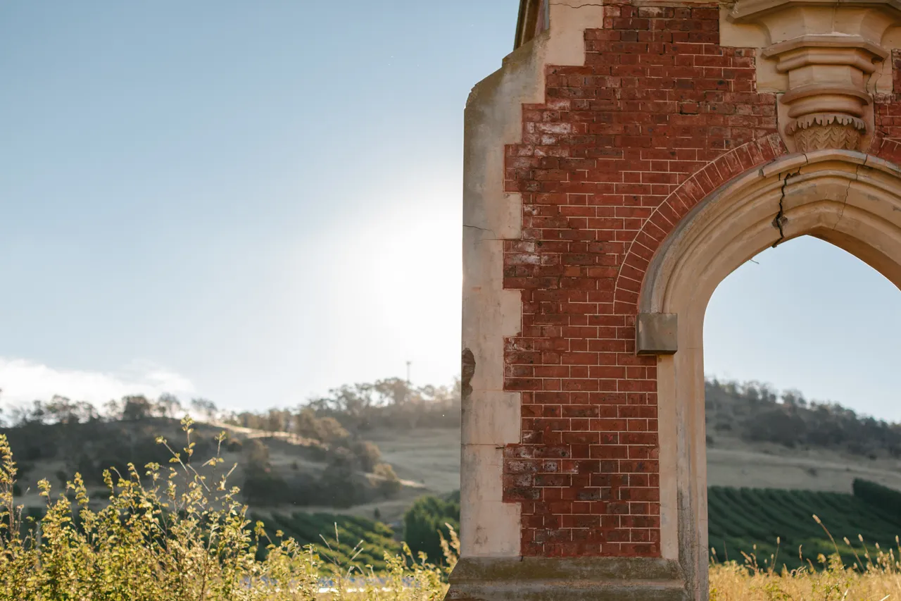 Horton College Arch