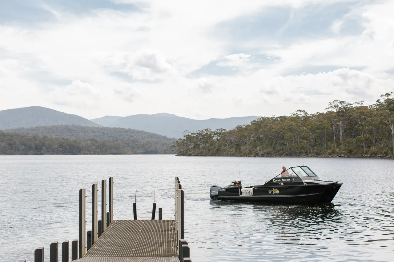Speed Boat