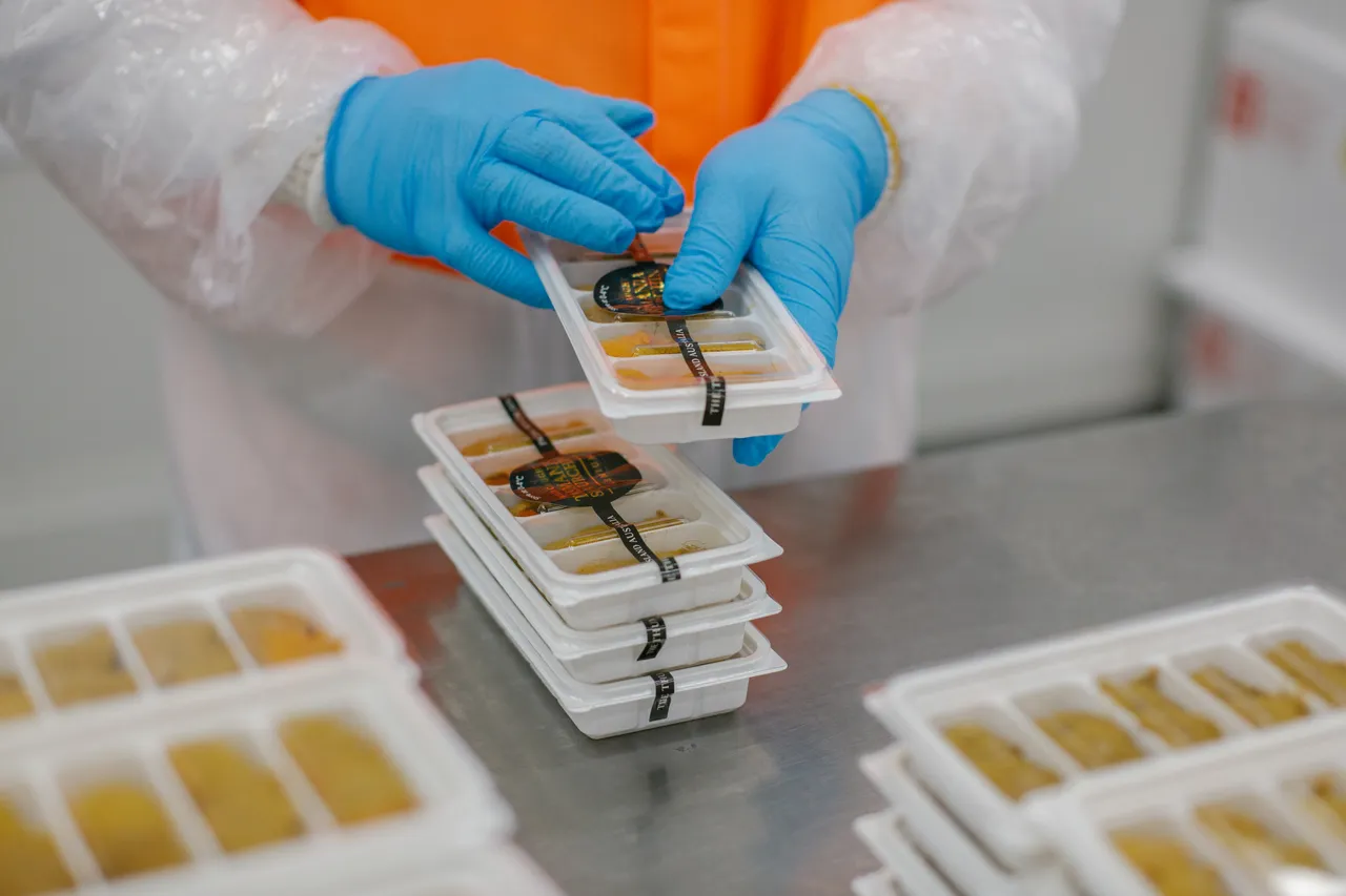 Sea Urchin Processing