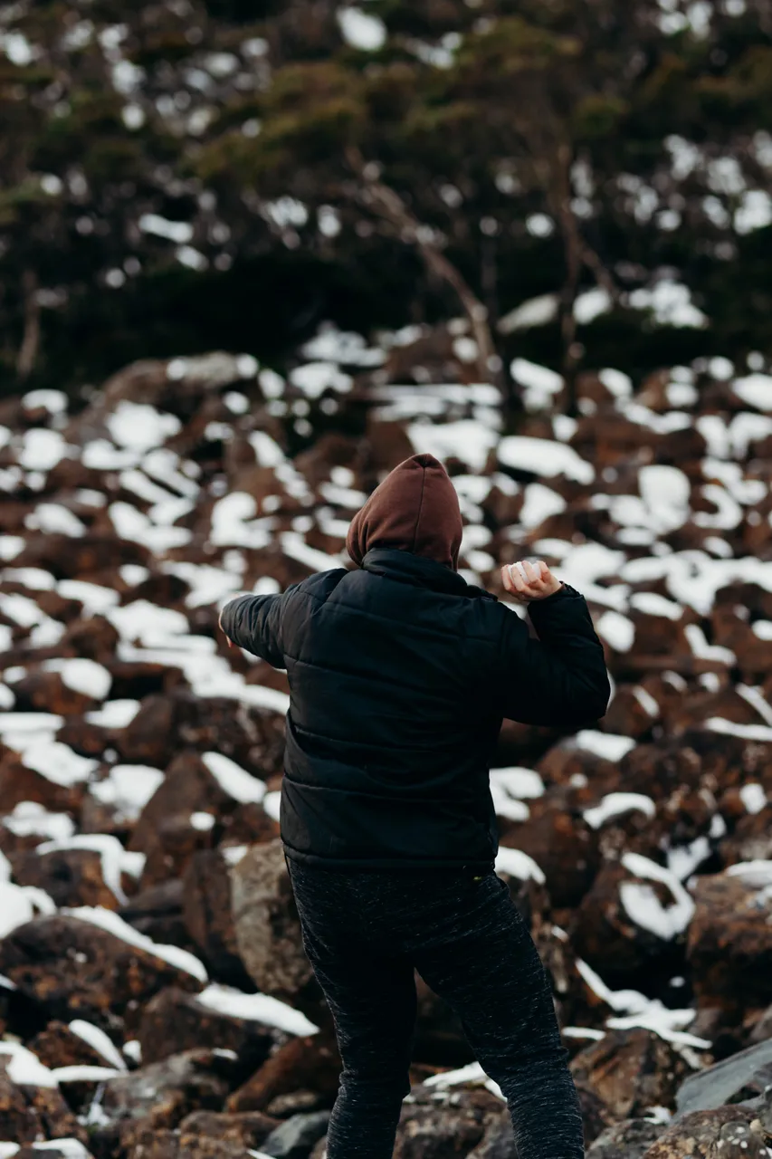 Snowball fight on kunanyi / Mount Wellington