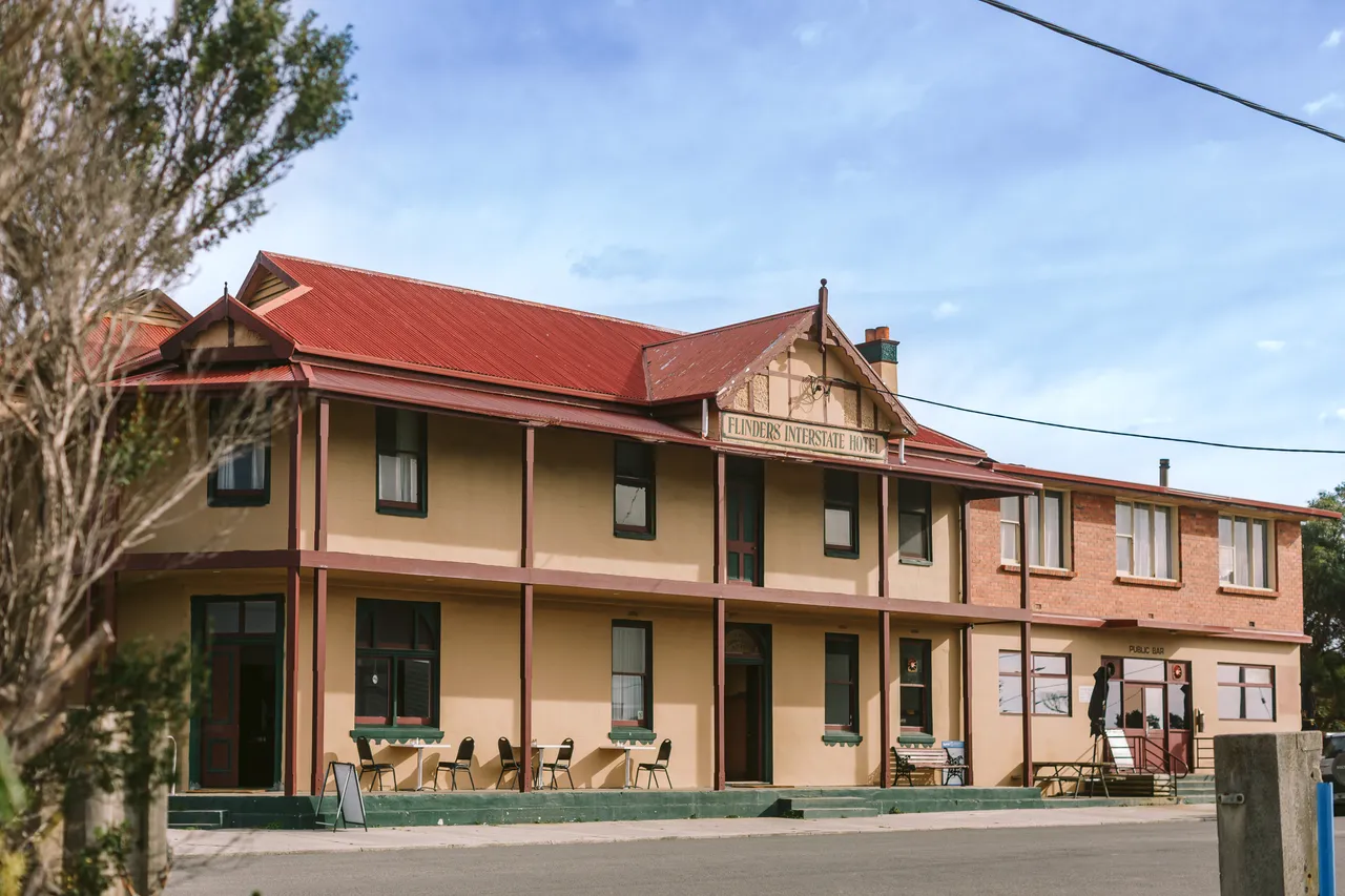Flinders Island Interstate Hotel