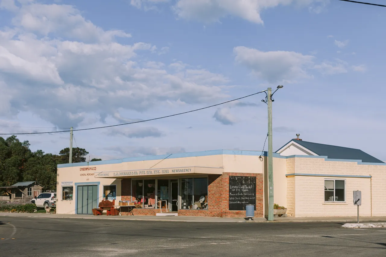 Bowman's Store Whitemark
