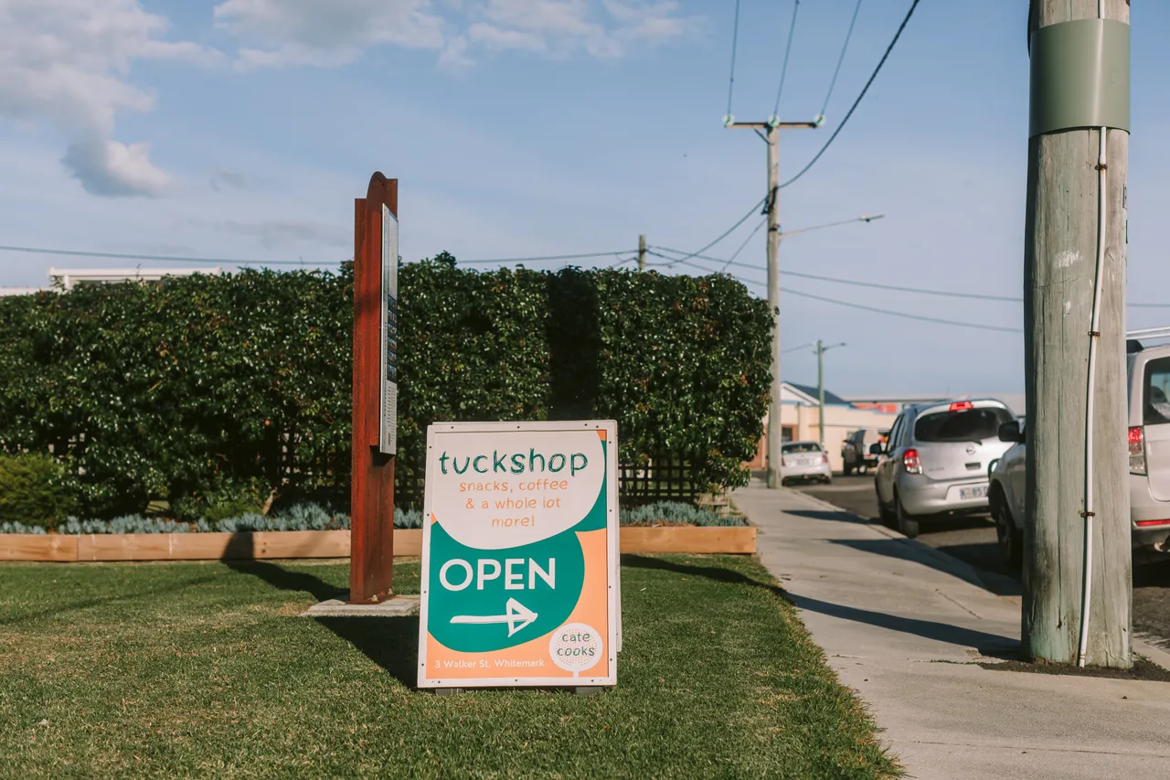 Whitemark Streetscape
