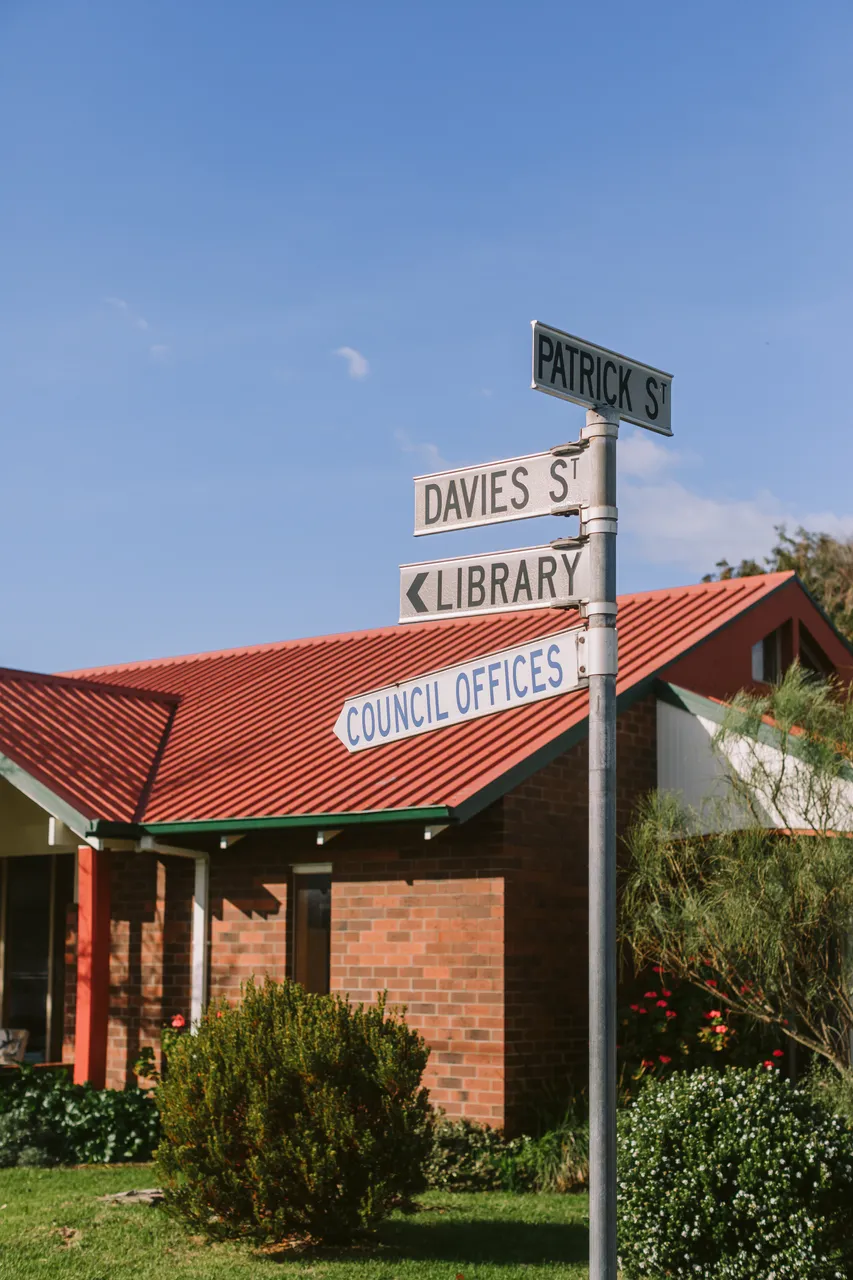 Whitemark Streetscape