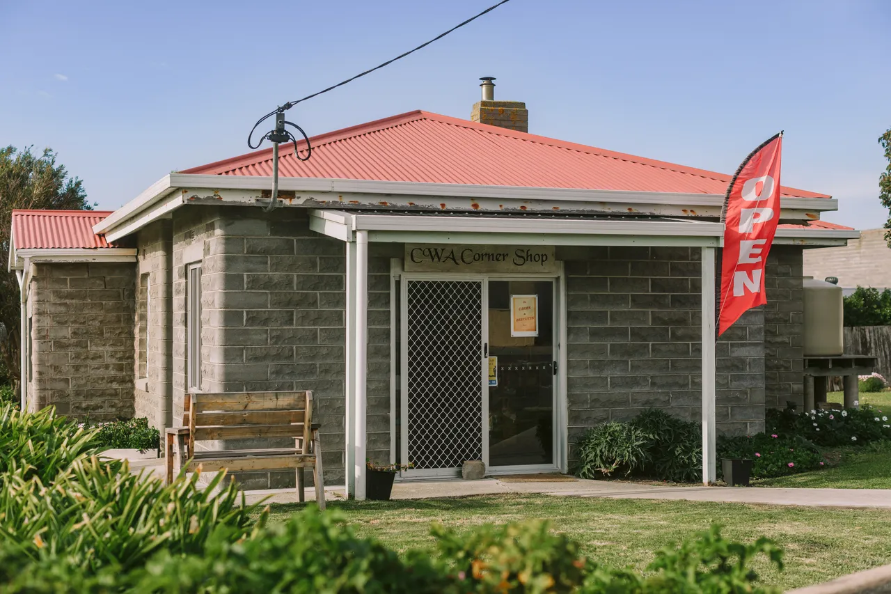 Country Women's Association Shop in Whitemark