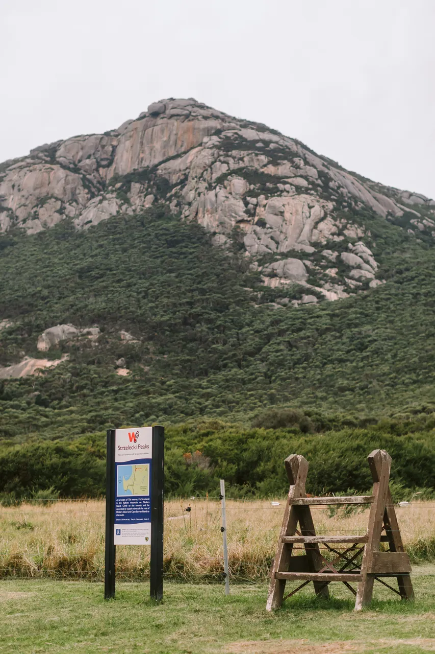Strzelecki National Park Sign